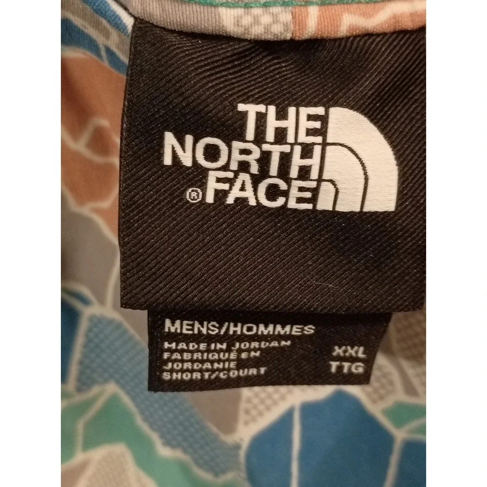 The North Face Mens Class V Belted Shorts XXL Geometric Mountain Print Teal Blue